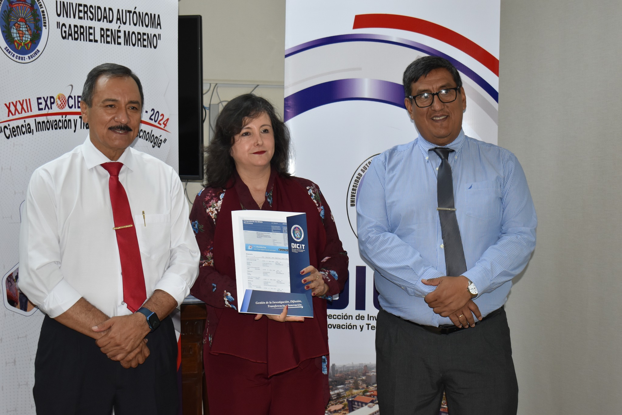 Destacada docente premiada en la XXXI EXPOCIENCIA UAGRM 2023 – DIFUSIÓN Y TRANSFERENCIA